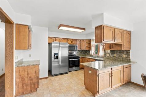 608 E Meyers Street West Liberty IA 52776