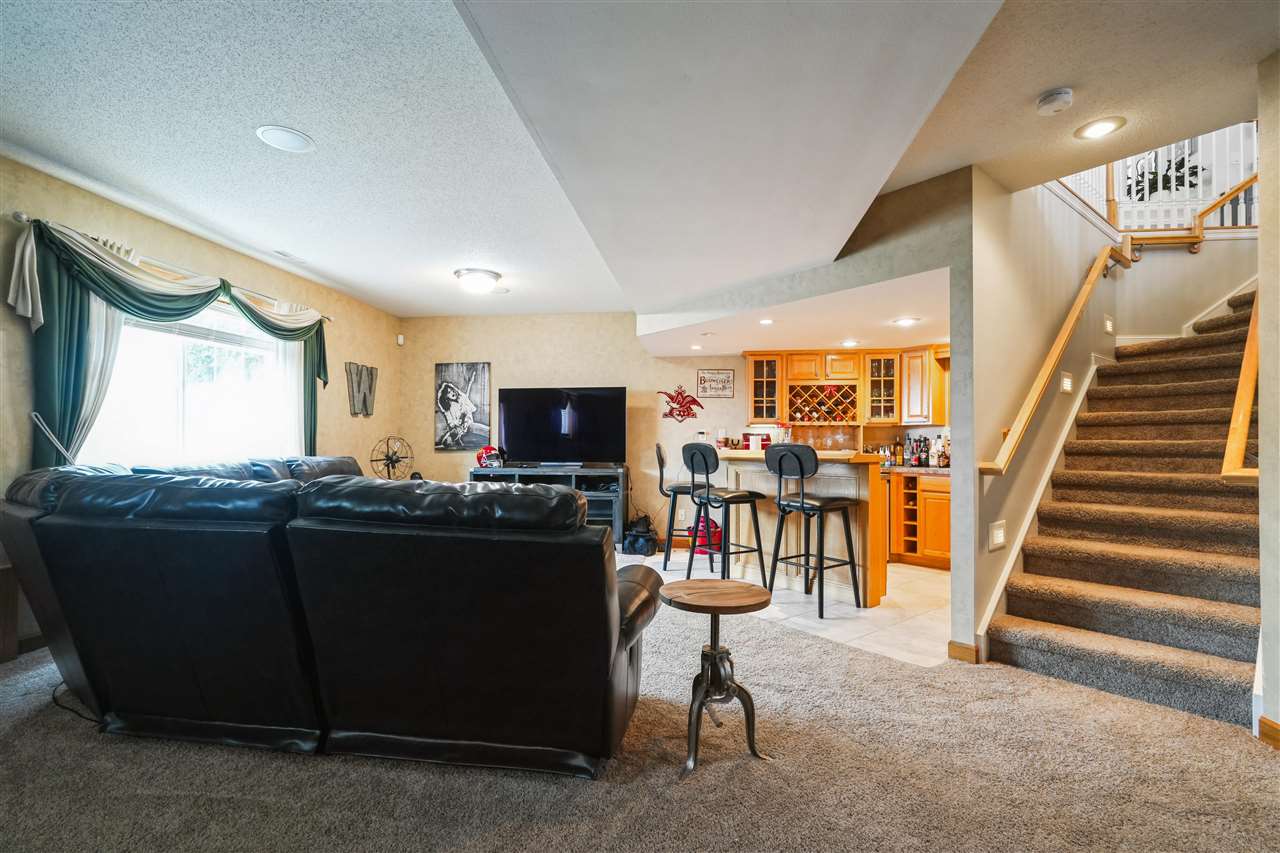 2870 Hunters Ridge Road Marion IA 52302