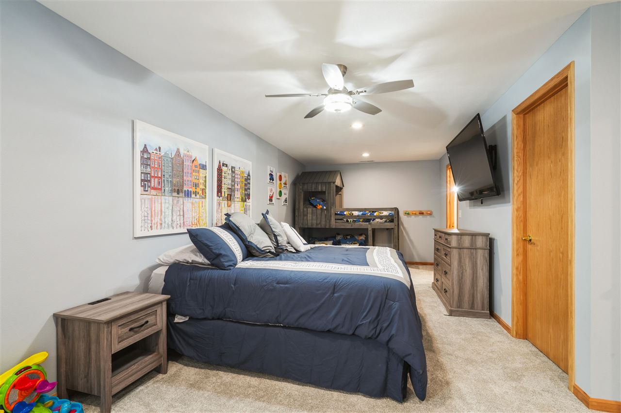 2870 Hunters Ridge Road Marion IA 52302