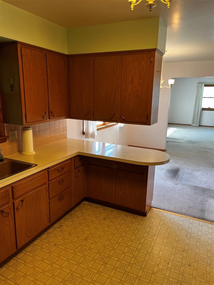 2405 Hickory Grove Road Davenport IA 52804