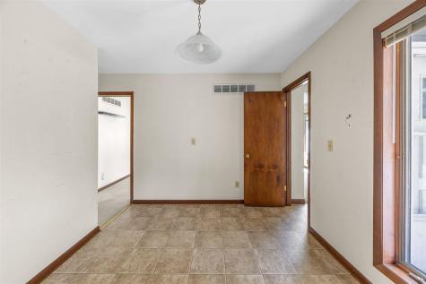 207 & 209 E Adams Street New London IA 52645