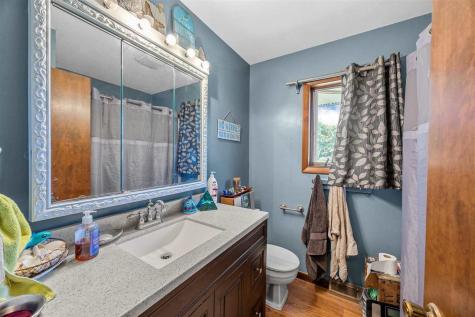 207 & 209 E Adams Street New London IA 52645