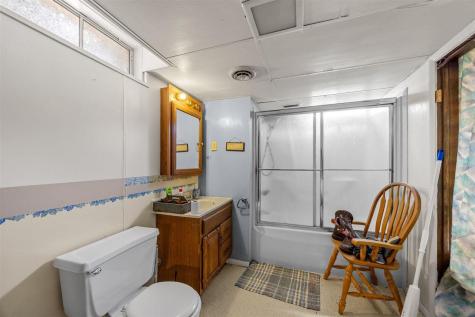 207 & 209 E Adams Street New London IA 52645