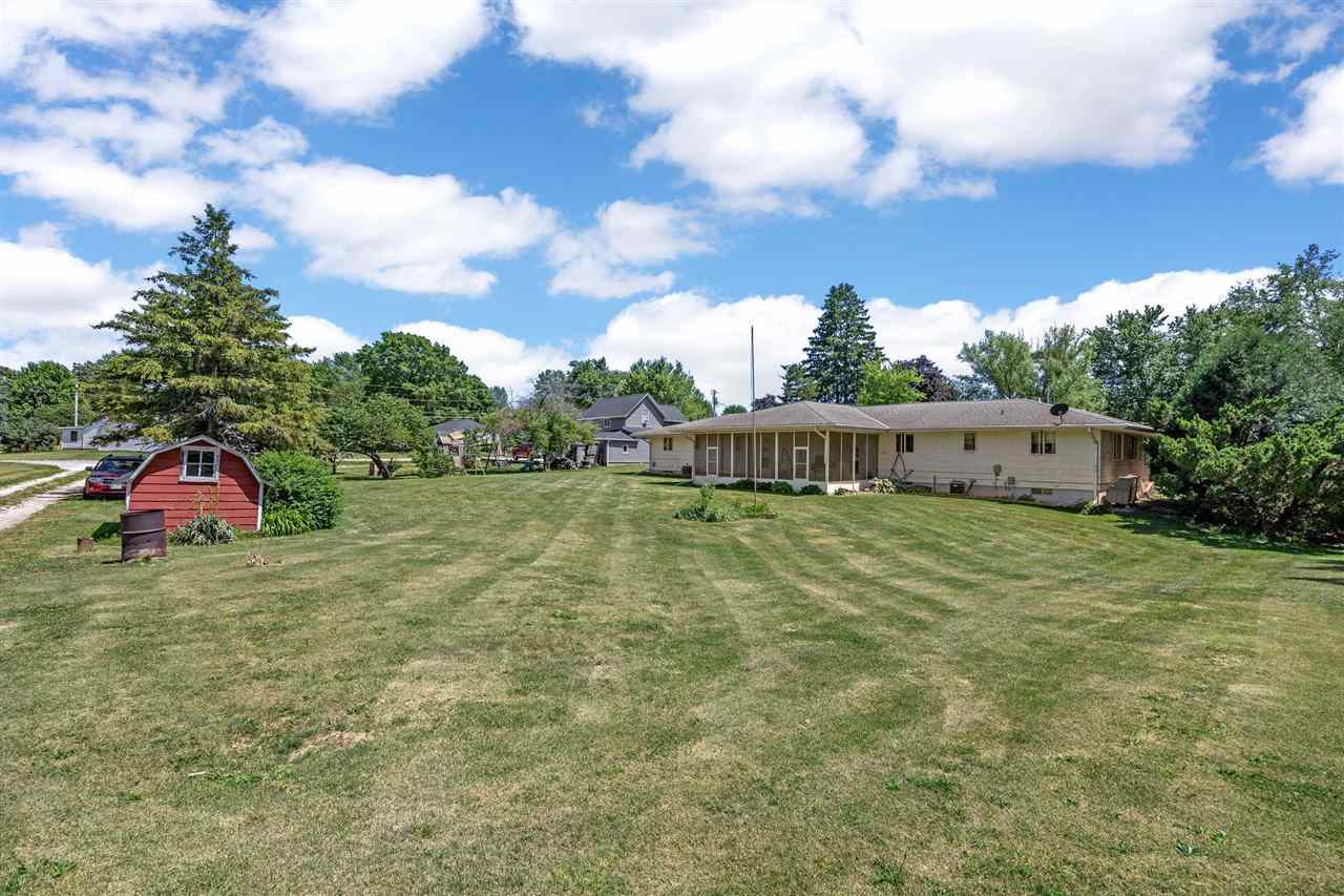 207 & 209 E Adams Street New London IA 52645