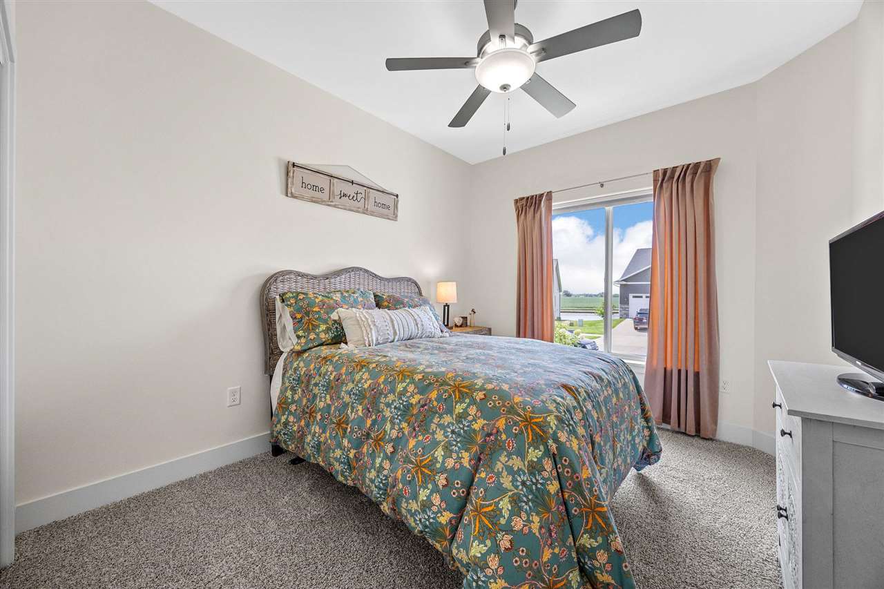 1120 Leann Circle North Liberty IA 52317