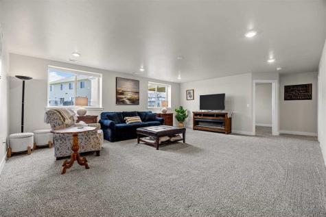 1120 Leann Circle North Liberty IA 52317