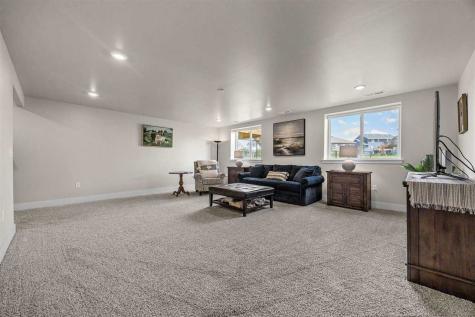 1120 Leann Circle North Liberty IA 52317