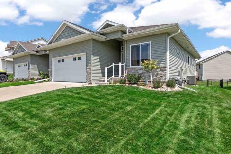 1120 Leann Circle North Liberty IA 52317