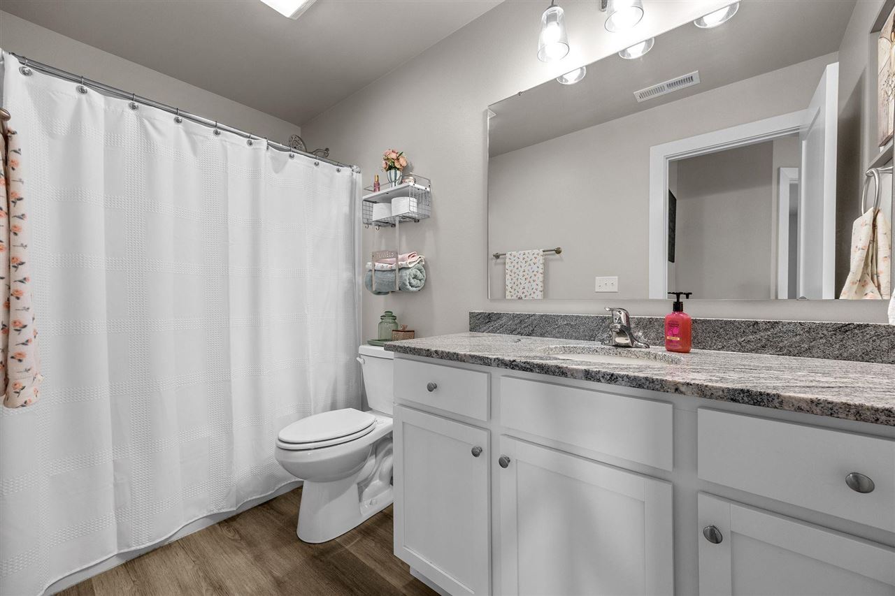 1120 Leann Circle North Liberty IA 52317