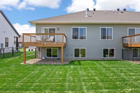 1120 Leann Circle North Liberty IA 52317