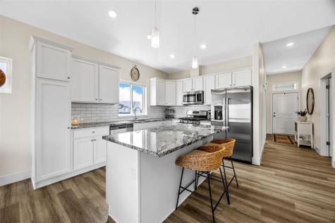 1120 Leann Circle North Liberty IA 52317