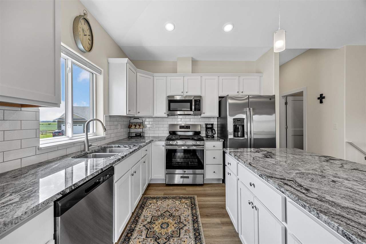 1120 Leann Circle North Liberty IA 52317