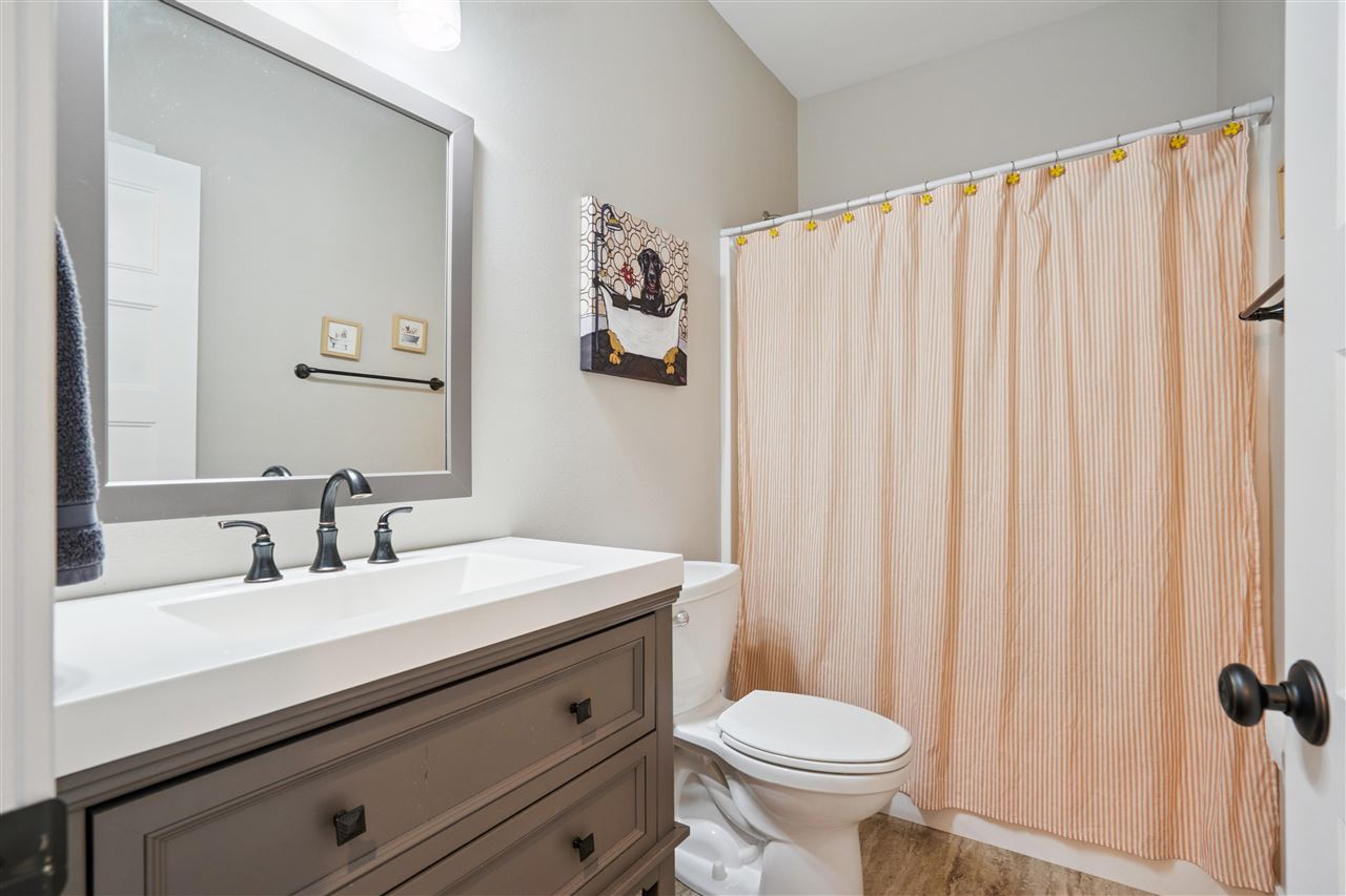 2906 Sydney Court NE Swisher IA 52338