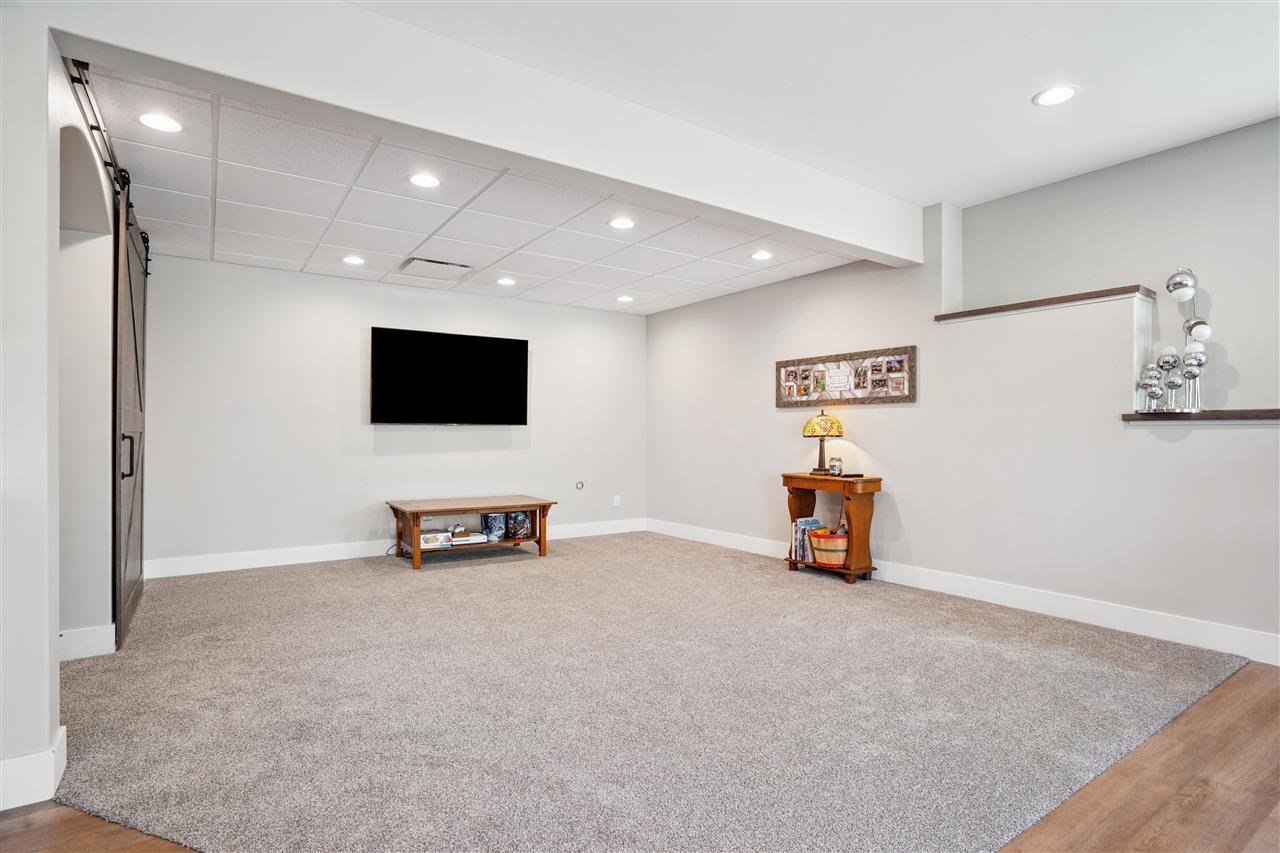 2906 Sydney Court NE Swisher IA 52338