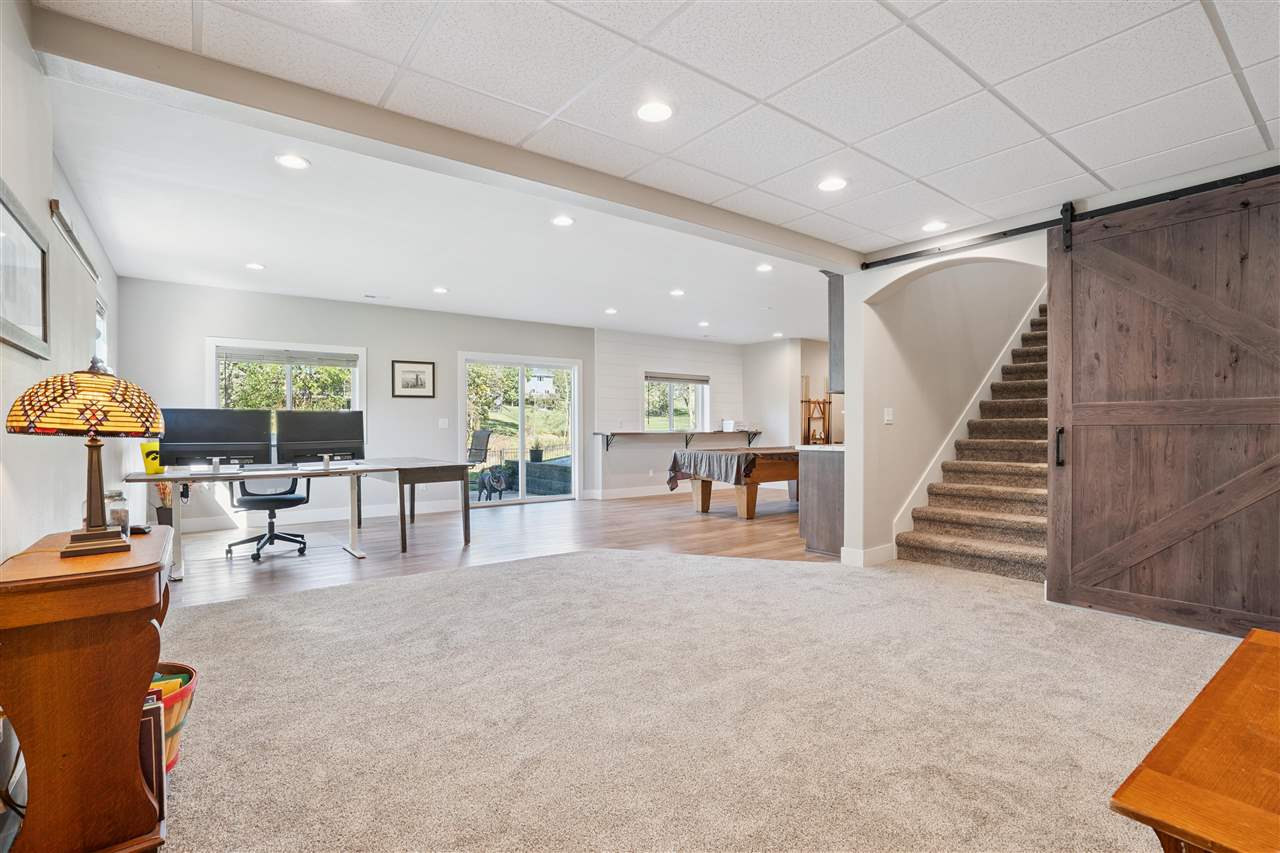 2906 Sydney Court NE Swisher IA 52338