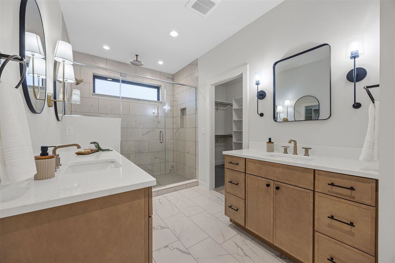 5321 Silver Rock Drive Marion IA 52302