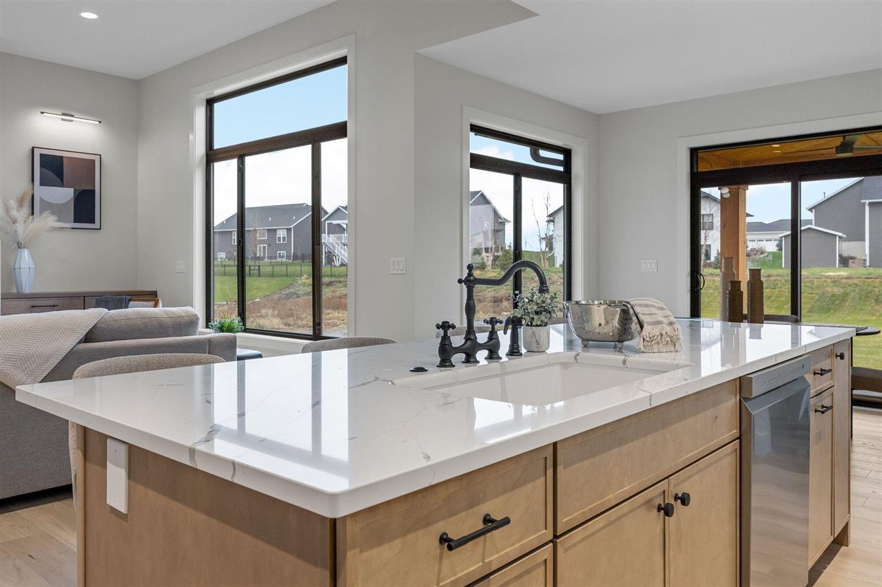 5321 Silver Rock Drive Marion IA 52302