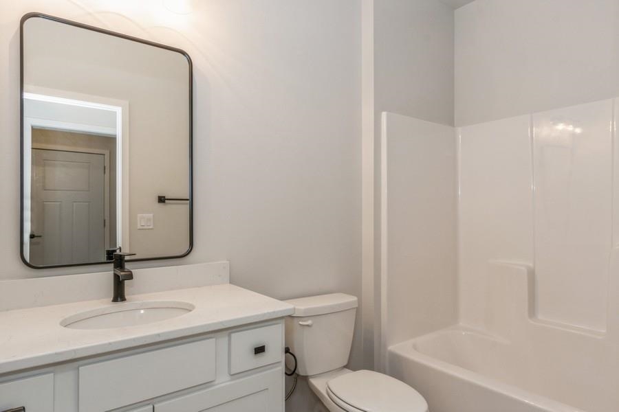 1036 Highland Trail Solon IA 52333