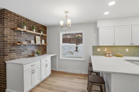 12 Princeton Court Iowa City IA 52245