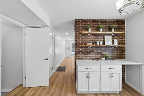 12 Princeton Court Iowa City IA 52245