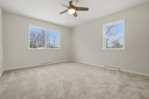 12 Princeton Court Iowa City IA 52245