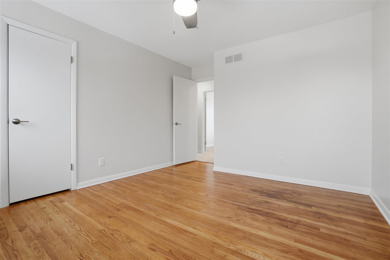 12 Princeton Court Iowa City IA 52245