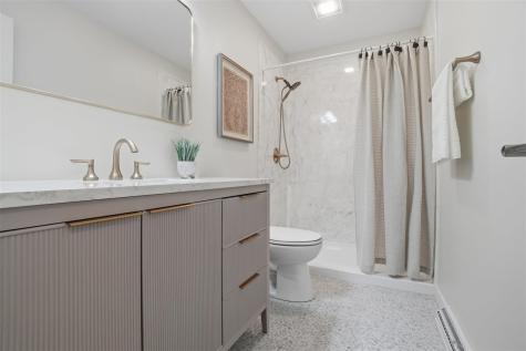 12 Princeton Court Iowa City IA 52245