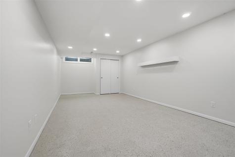 12 Princeton Court Iowa City IA 52245
