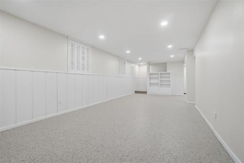 12 Princeton Court Iowa City IA 52245