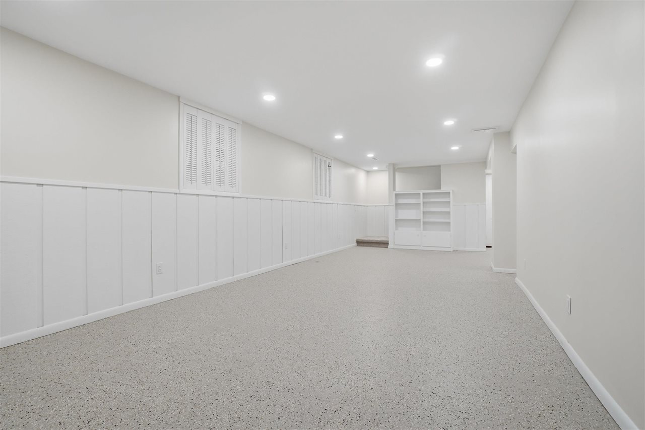 12 Princeton Court Iowa City IA 52245