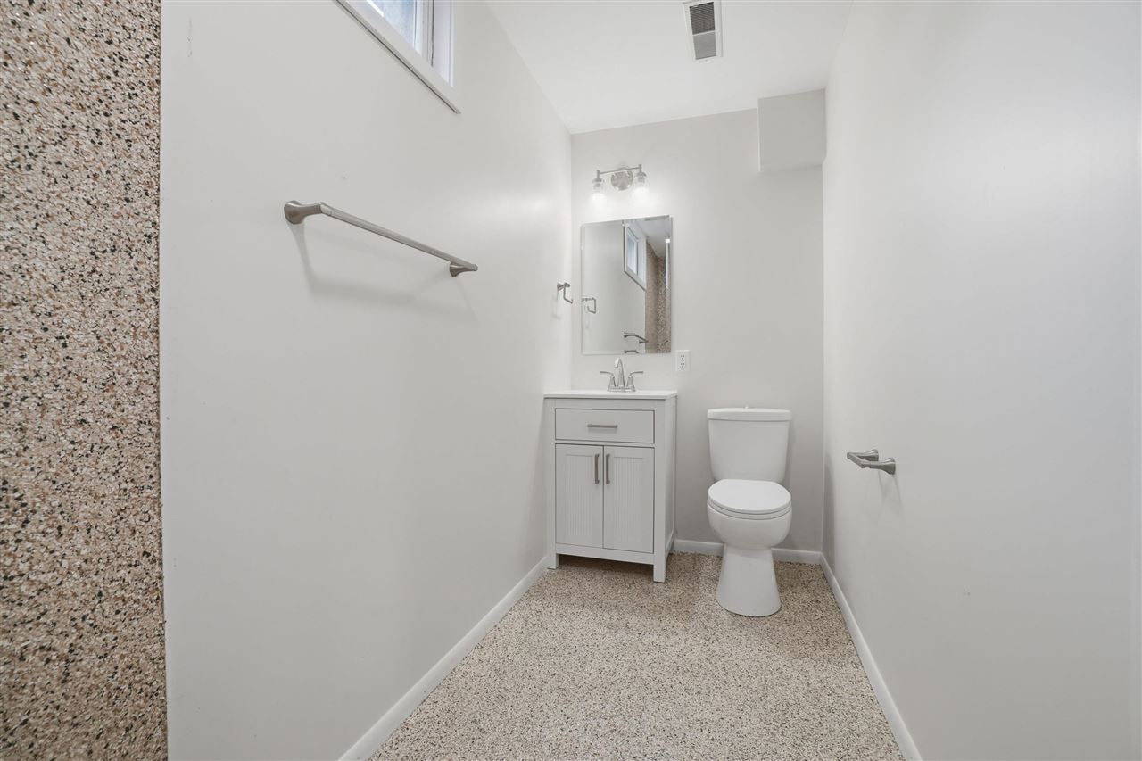 12 Princeton Court Iowa City IA 52245