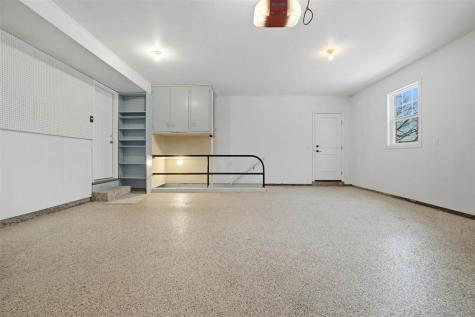 12 Princeton Court Iowa City IA 52245