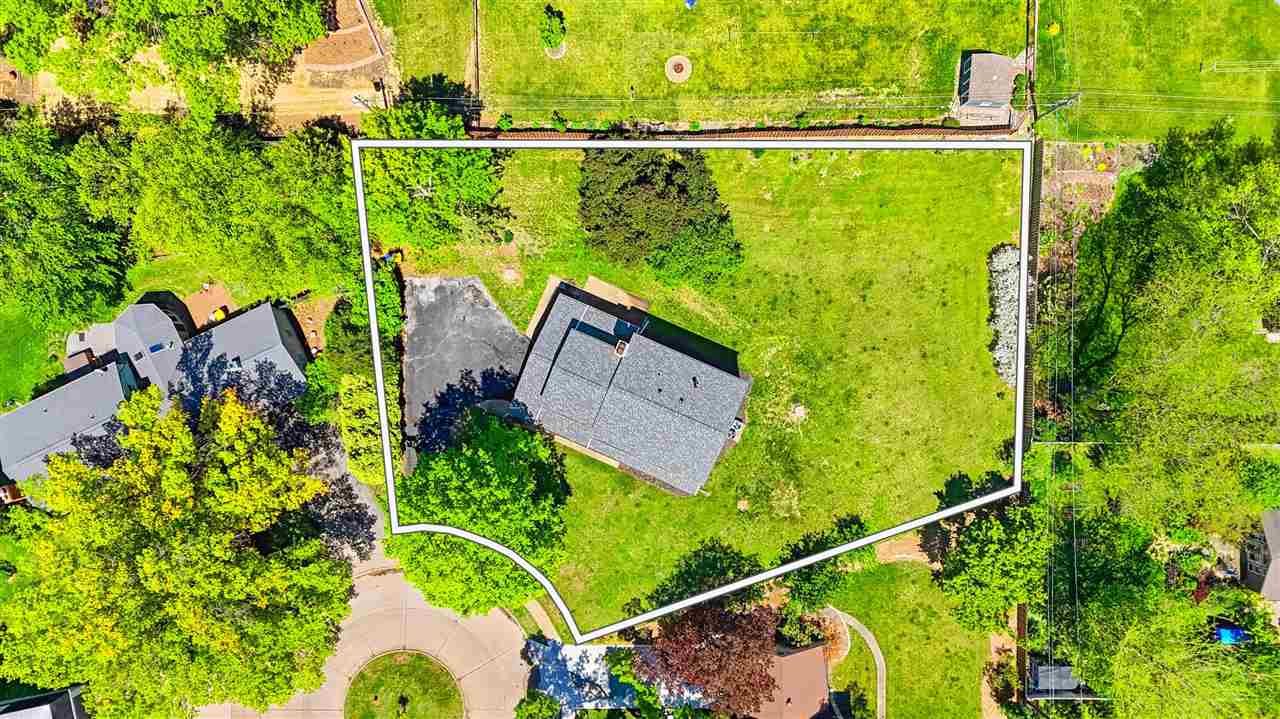 12 Princeton Court Iowa City IA 52245