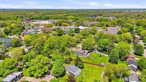 12 Princeton Court Iowa City IA 52245
