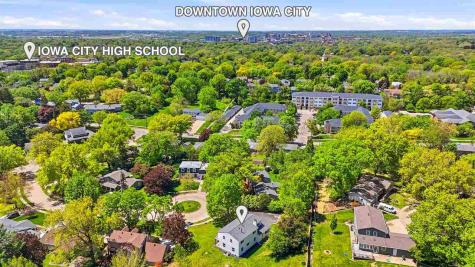 12 Princeton Court Iowa City IA 52245