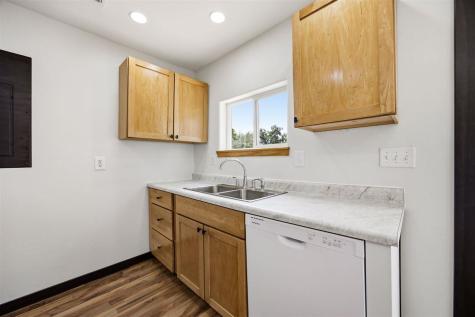 406 2nd Street S Coggon IA 52218
