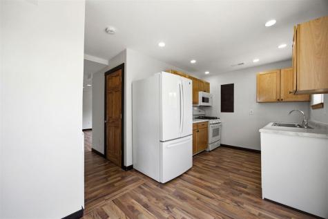 406 2nd Street S Coggon IA 52218