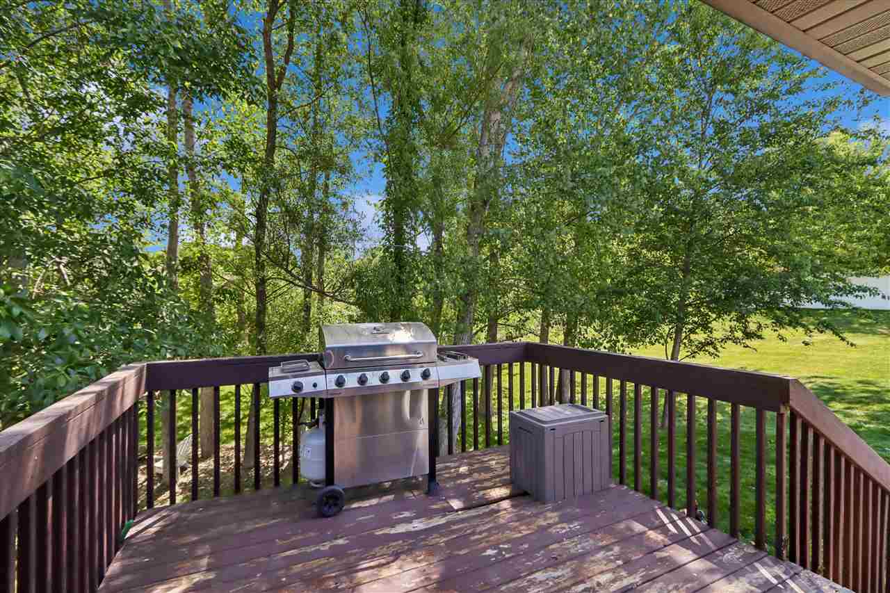 1936 Mackinaw Drive Iowa City IA 52245