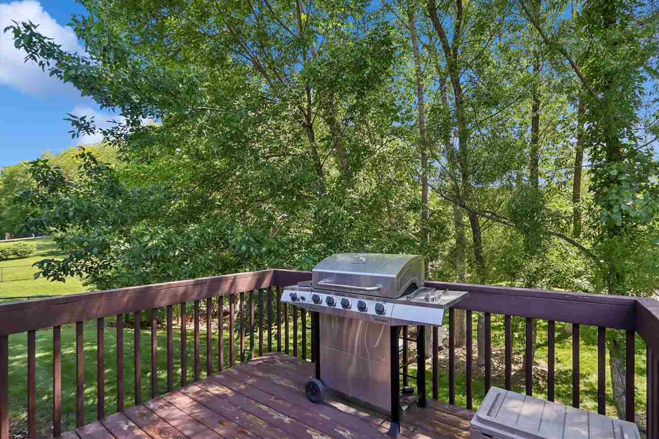 1936 Mackinaw Drive Iowa City IA 52245