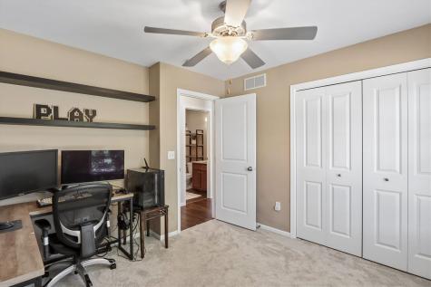 1936 Mackinaw Drive Iowa City IA 52245