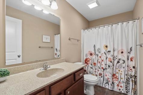 1936 Mackinaw Drive Iowa City IA 52245