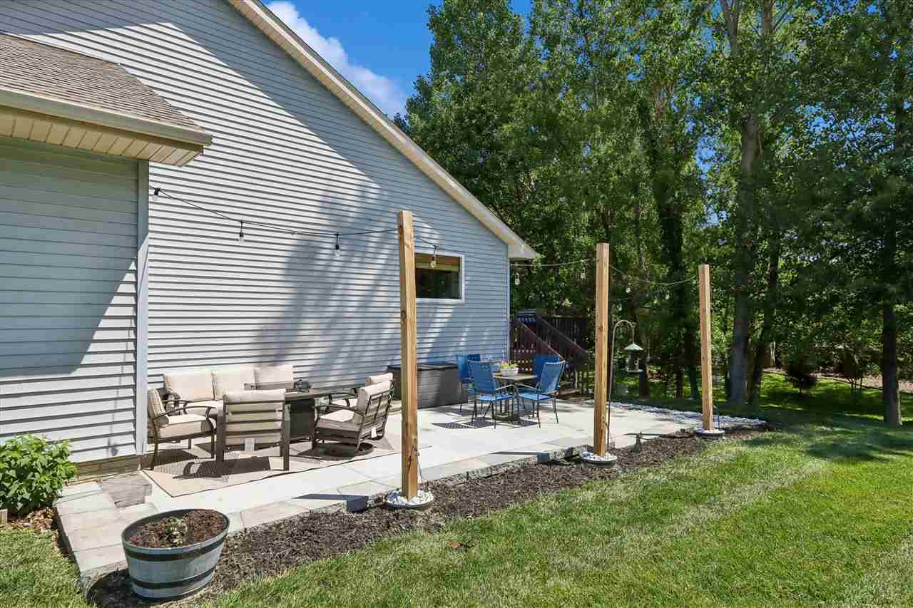 1936 Mackinaw Drive Iowa City IA 52245