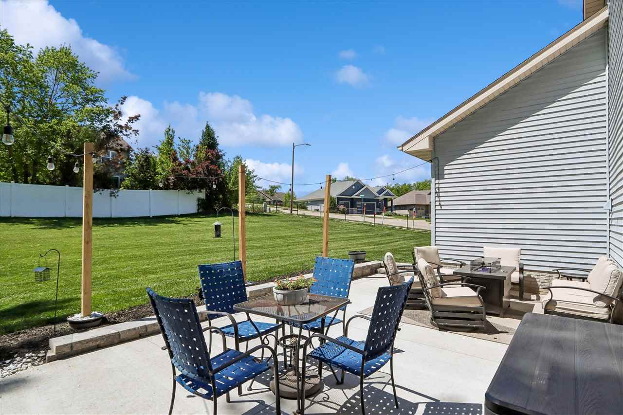 1936 Mackinaw Drive Iowa City IA 52245