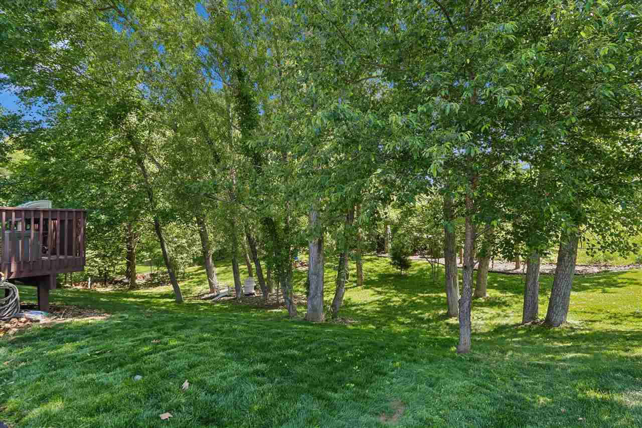 1936 Mackinaw Drive Iowa City IA 52245