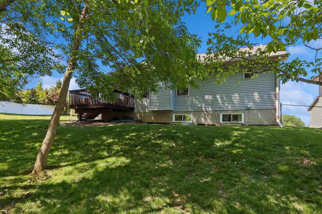 1936 Mackinaw Drive Iowa City IA 52245