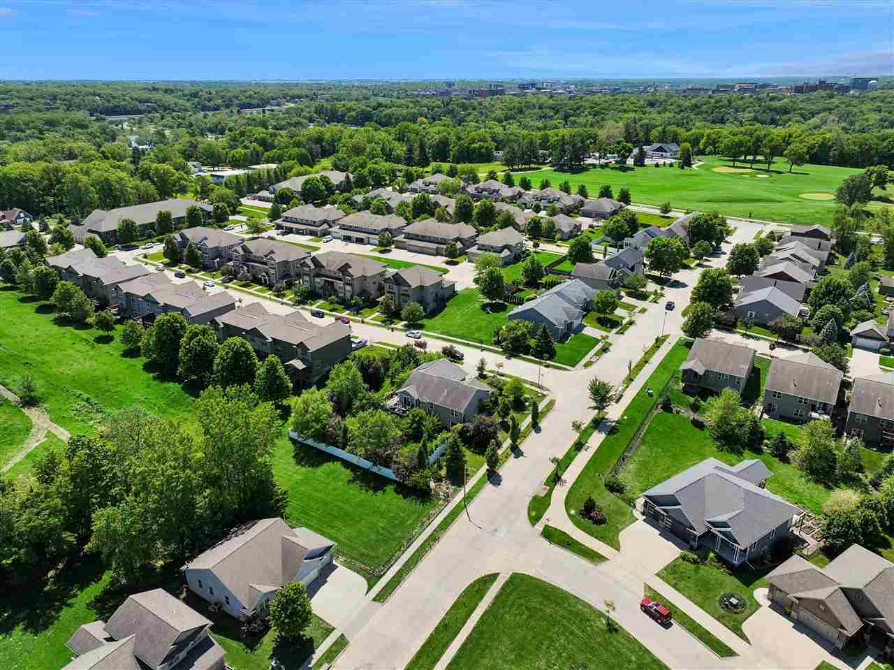 1936 Mackinaw Drive Iowa City IA 52245