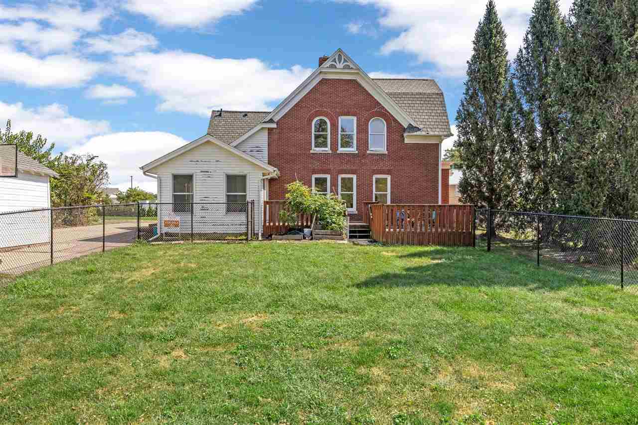 1029 N Dodge Street Iowa City IA 52245