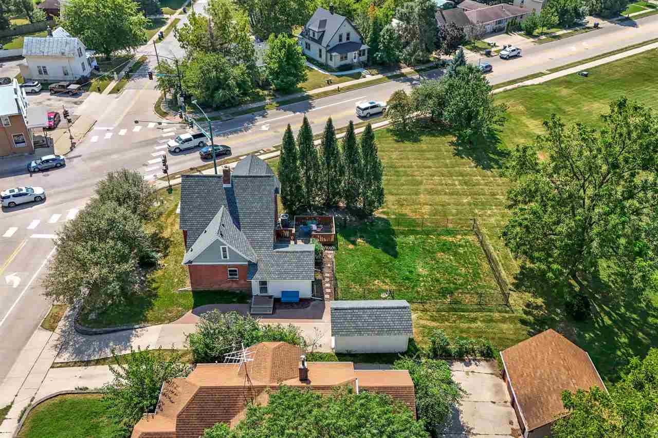 1029 N Dodge Street Iowa City IA 52245