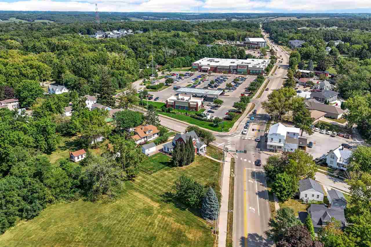 1029 N Dodge Street Iowa City IA 52245