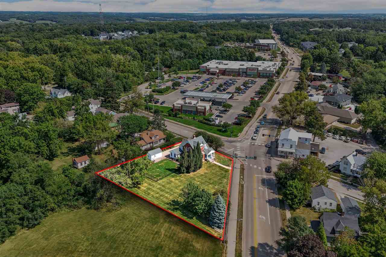 1029 N Dodge Street Iowa City IA 52245